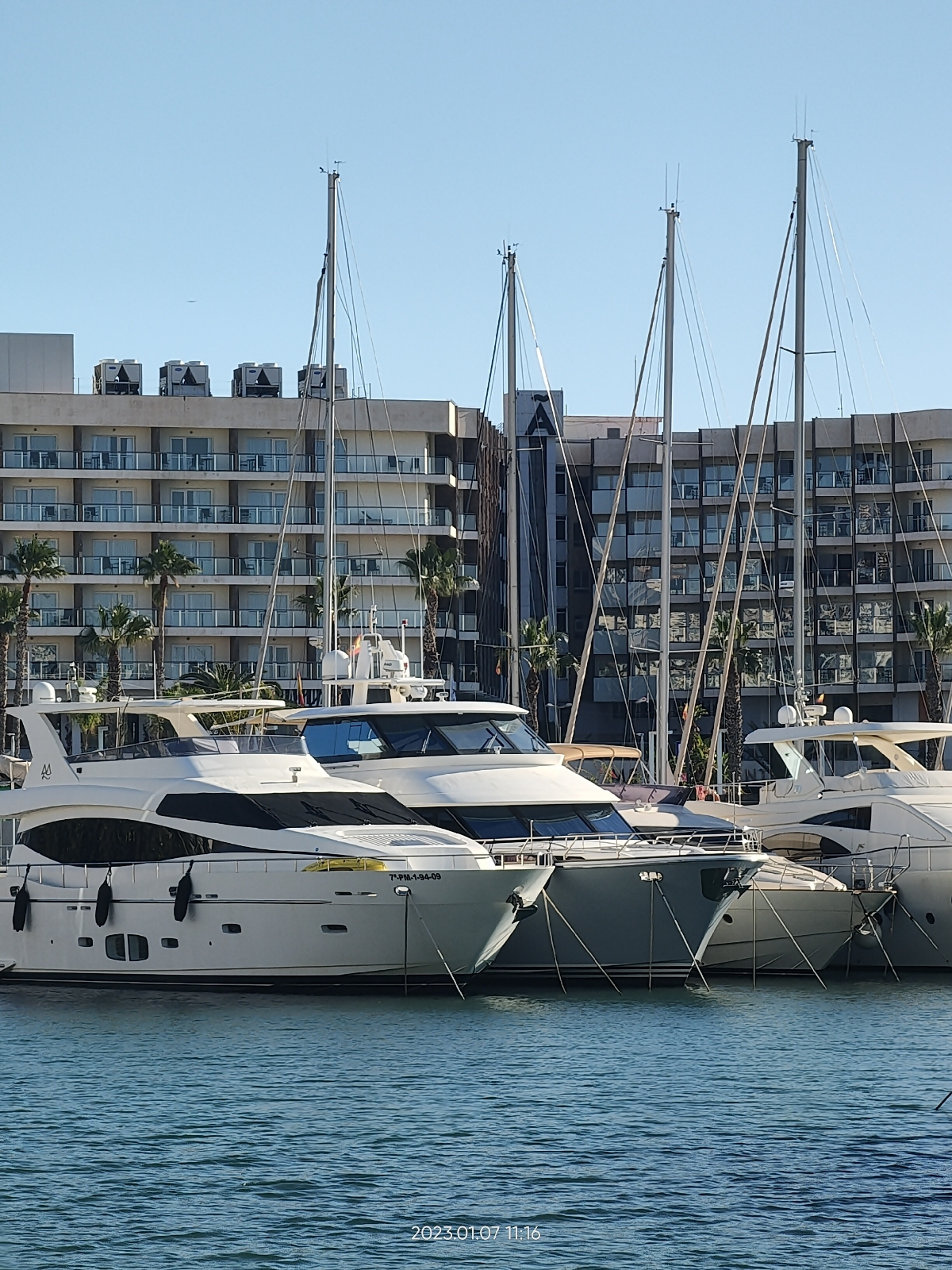 yacht trading